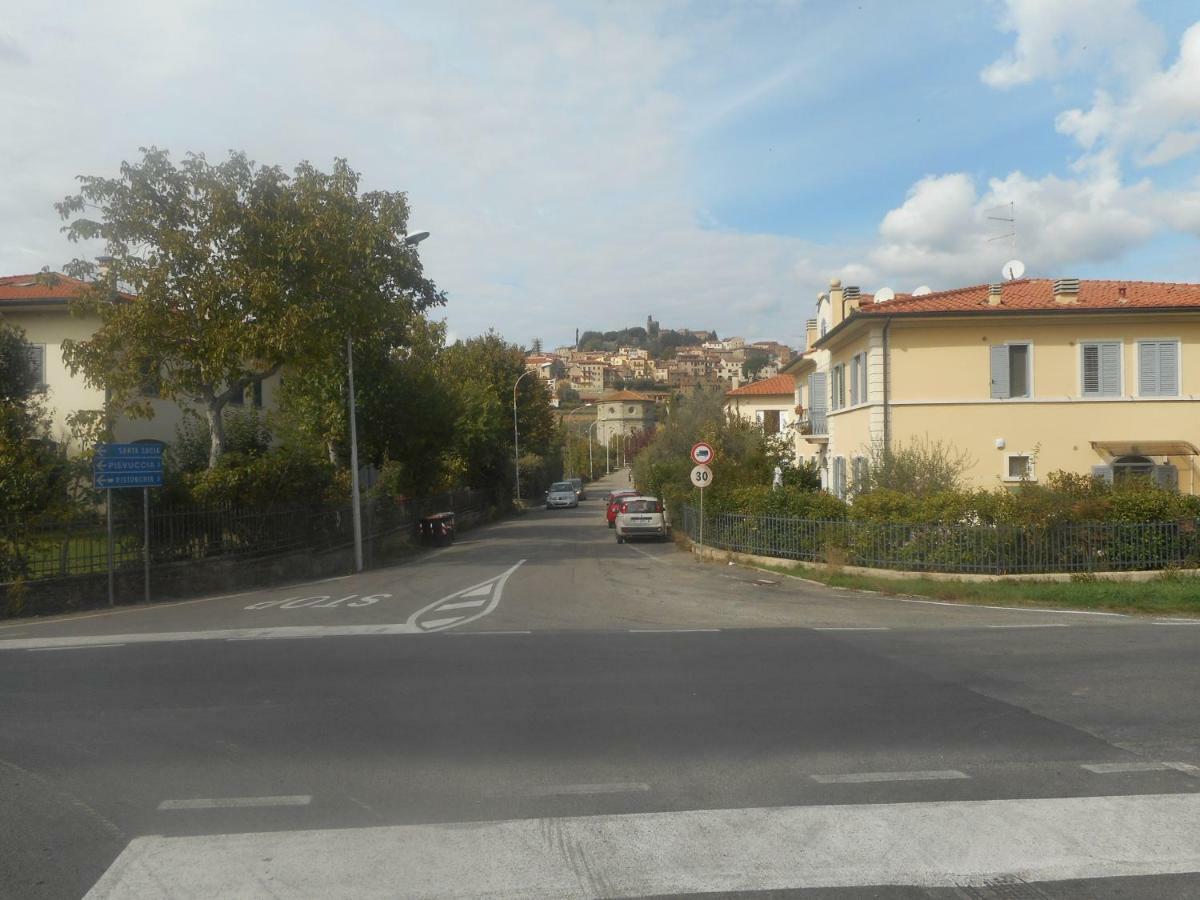 דירות קסטיליון פיורנטינו Poggio Fiorito מראה חיצוני תמונה